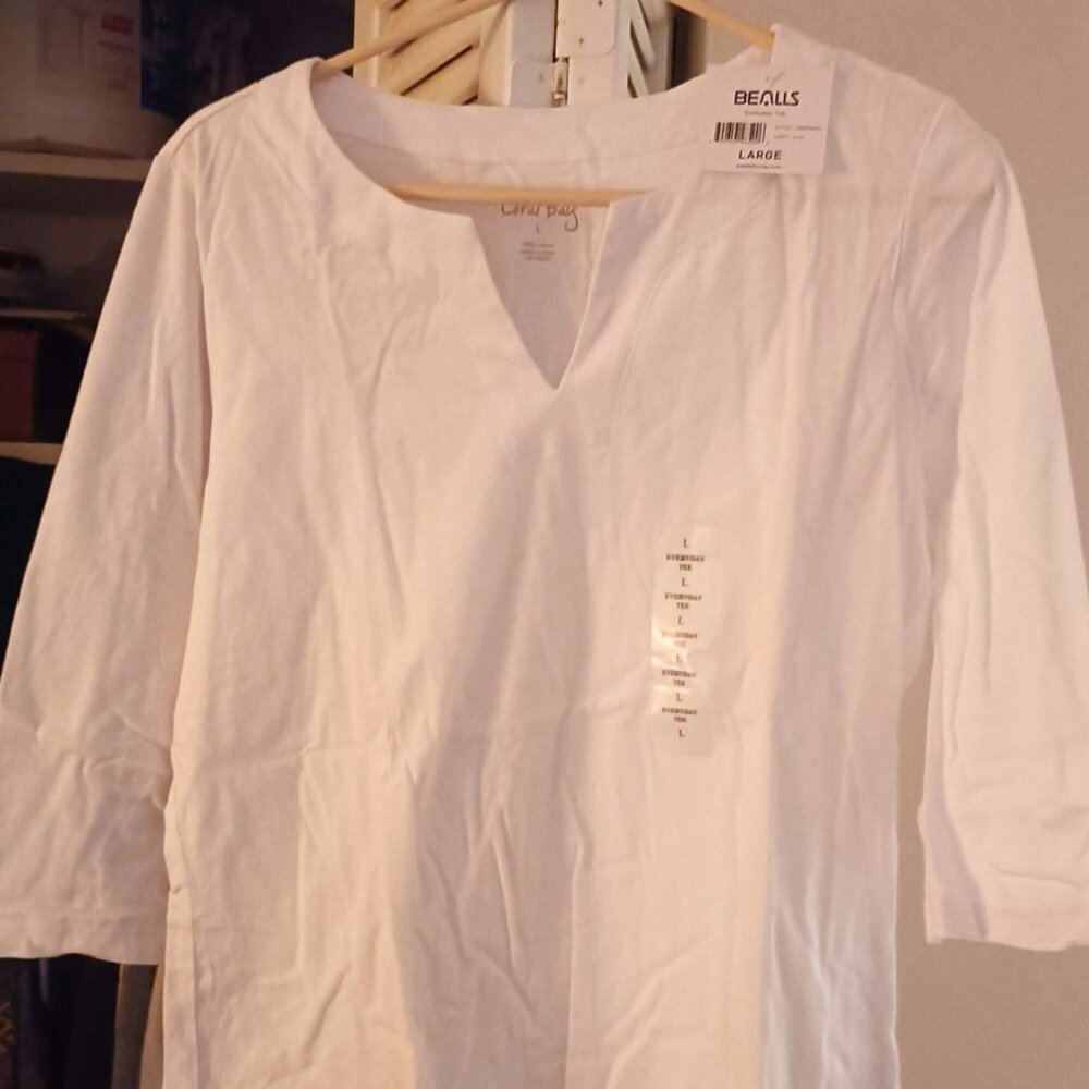 Coral Bay Women's Solid White 3/4 Sleeve V Neck Tee  NWT